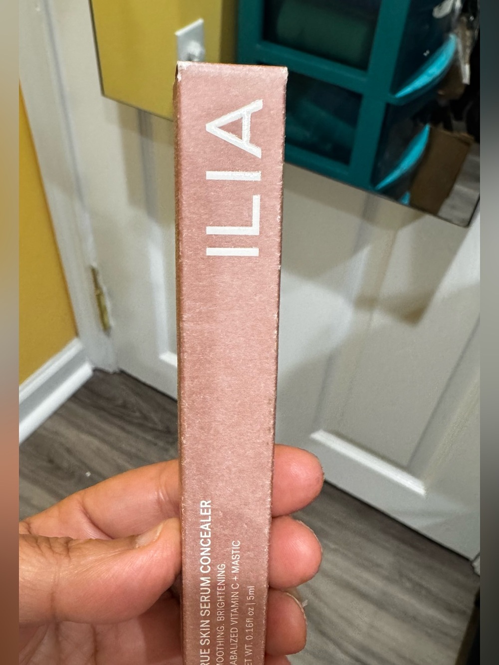 ILIA True Skin Serum Concealer - shade KAVA SC3 brand new in the box